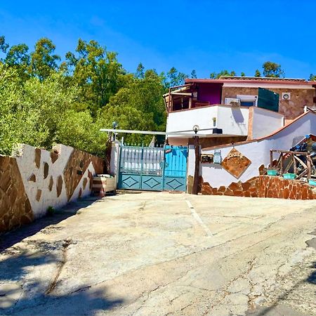 L'Oasi Di Chia Bed & Breakfast ภายนอก รูปภาพ