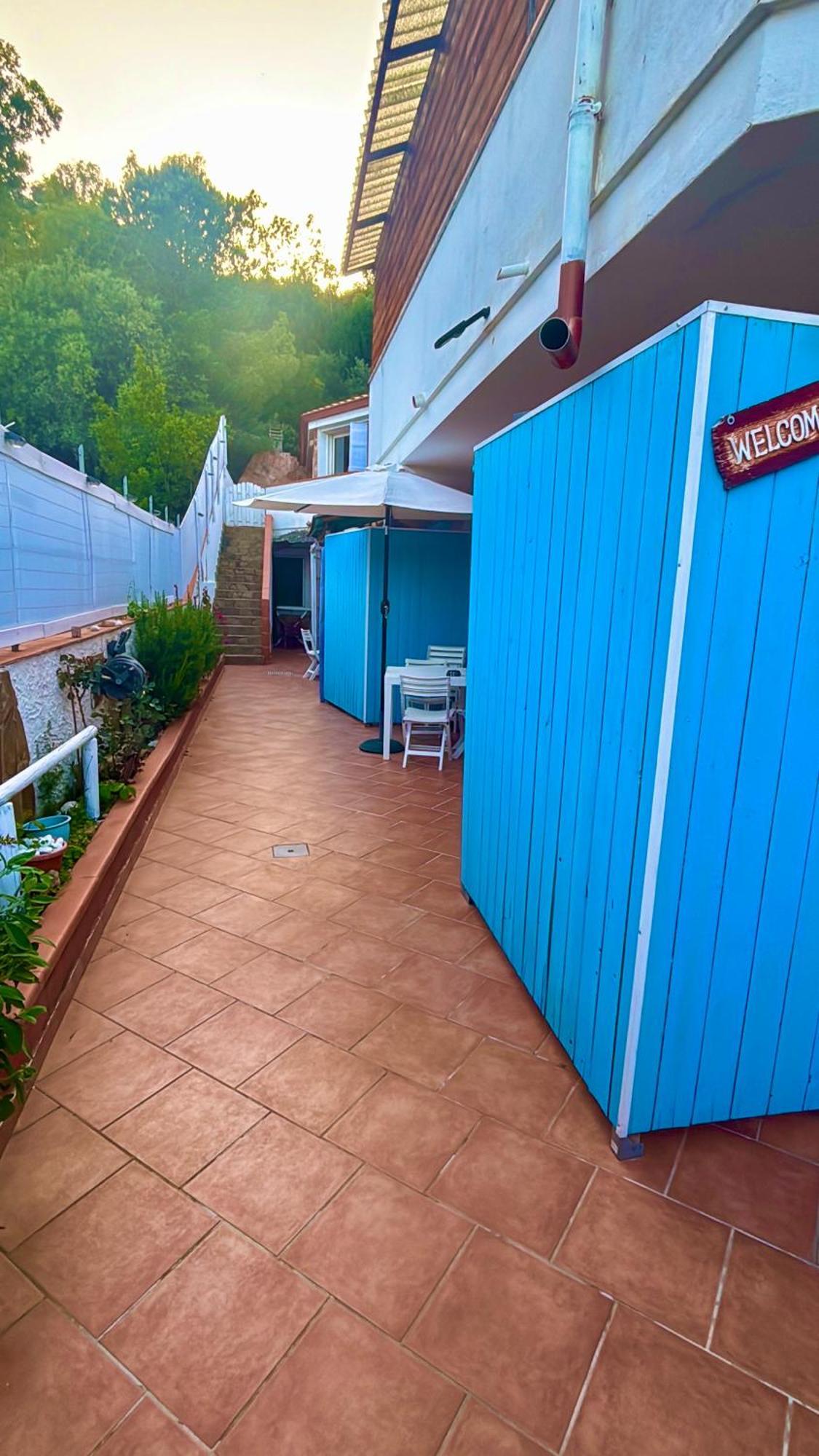 L'Oasi Di Chia Bed & Breakfast ภายนอก รูปภาพ